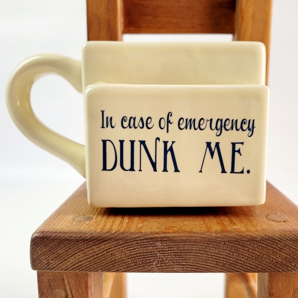 Dei "It's a Cookie & Coffee Kind of Day" Stoneware Cookie Pocket Mug - Picture 2 of 7